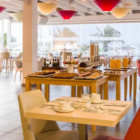 Aparthotel Ilunion Costa Sal Lanzarote 4*