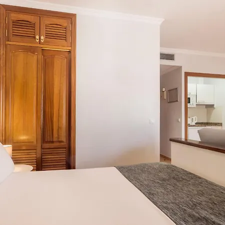 Aparthotel Ilunion Costa Sal Lanzarote 4*